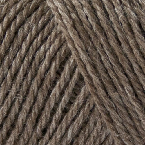 1123 - Sand - No.3 Organic Wool + Nettles - Onion