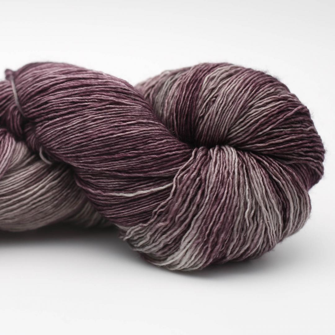 Nobuk - Marina - Manos del Uruguay